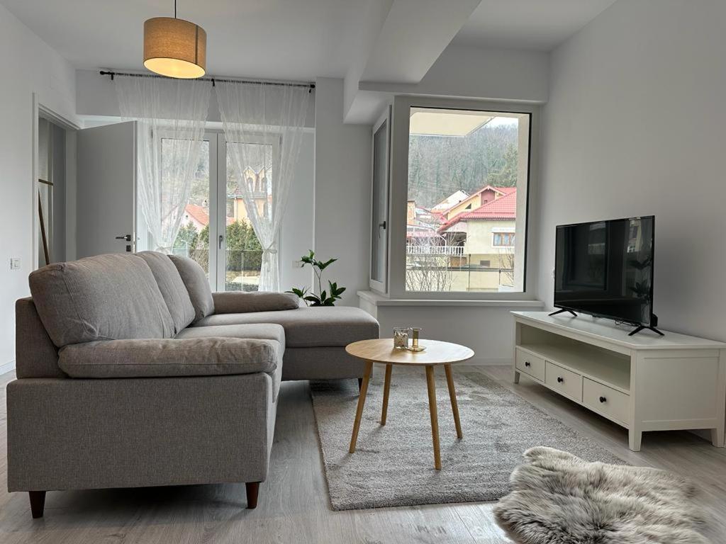 City Center Accommodation 111 레시차 외부 사진