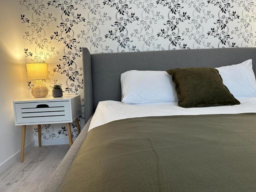 City Center Accommodation 111 레시차 외부 사진